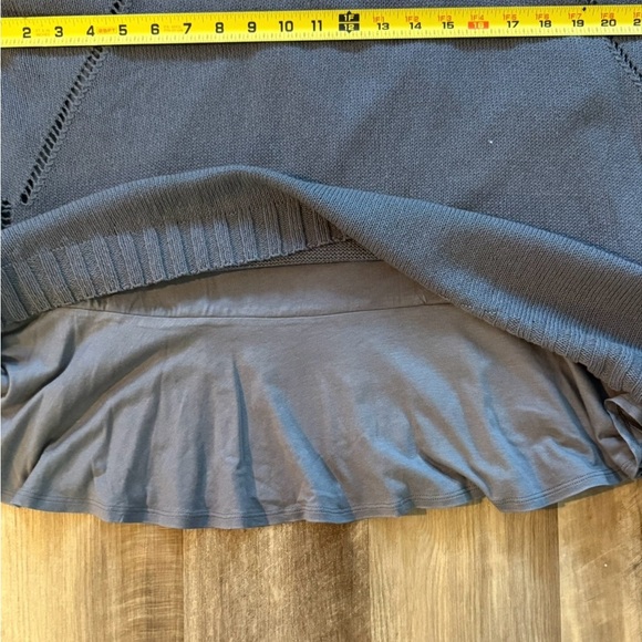 J.Jill Gray Knit Open-Back Sweater with Tie Detail Cozy Layered Long Sleeve NWT - Picture 5 of 8